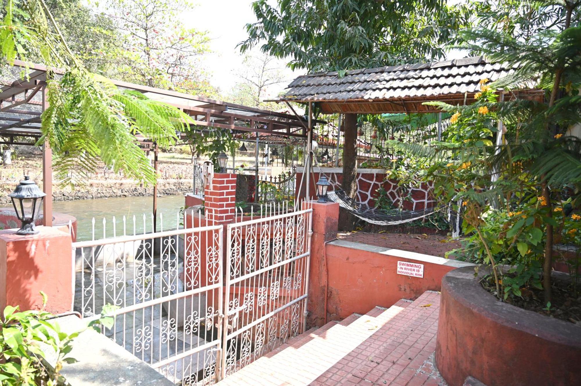The Rippling Edge - River Front Property Karjat Exteriér fotografie